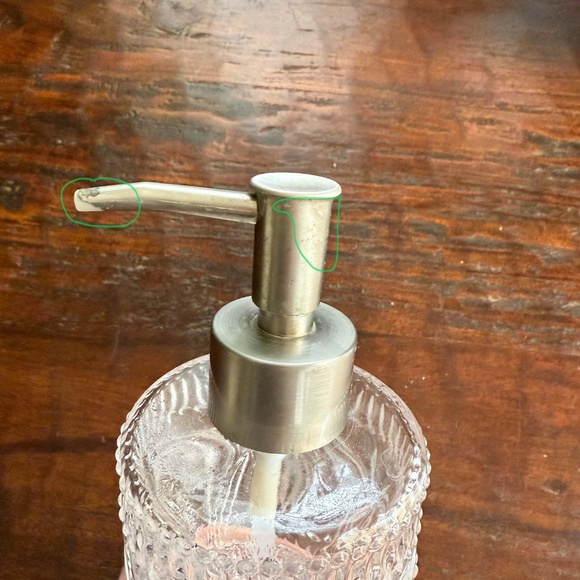 Pioneer Woman Adeline Collection Beautiful Clear Glass Soap Dispenser 7" Tall - Picture 10 of 11